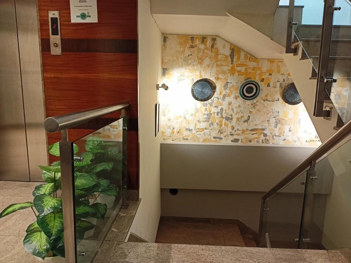 Cosy Grand, Chanakyapuri By The Cosy Hotels New Delhi Exterior photo