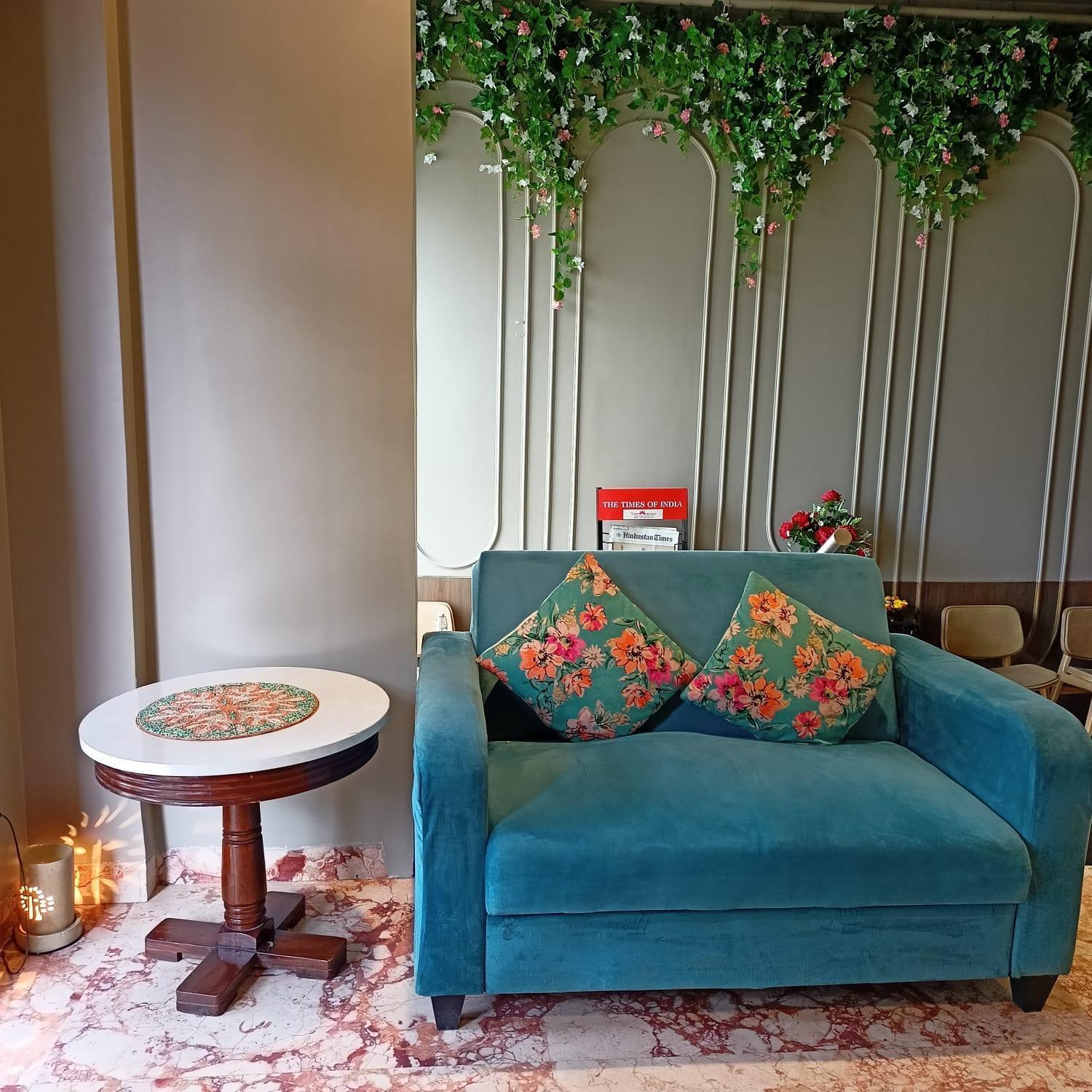 Cosy Grand, Chanakyapuri By The Cosy Hotels New Delhi Exterior photo
