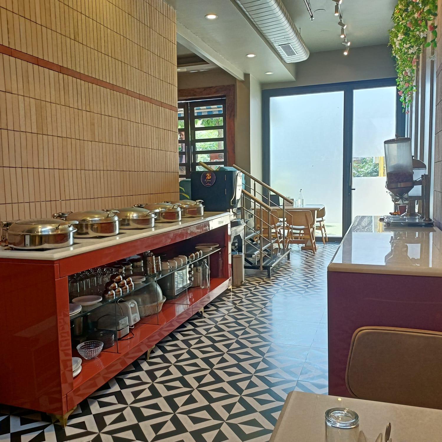 Cosy Grand, Chanakyapuri By The Cosy Hotels New Delhi Exterior photo